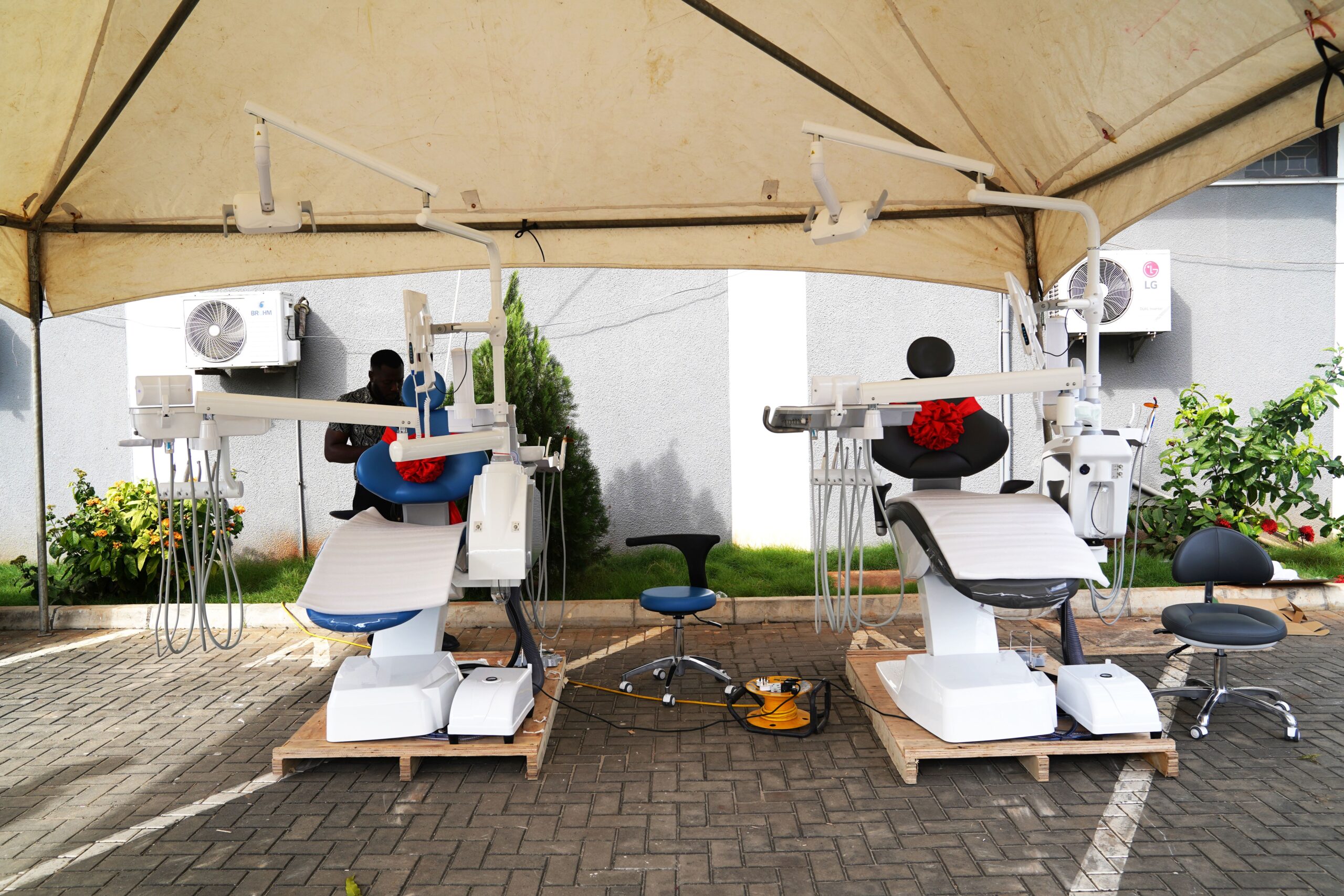 dym dental chair in africa (2)